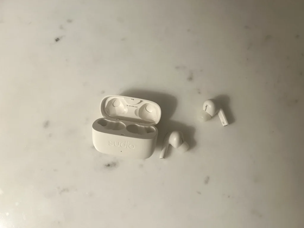 Sudio E3 White: Ett Fantastiskt alternativ till AirPods