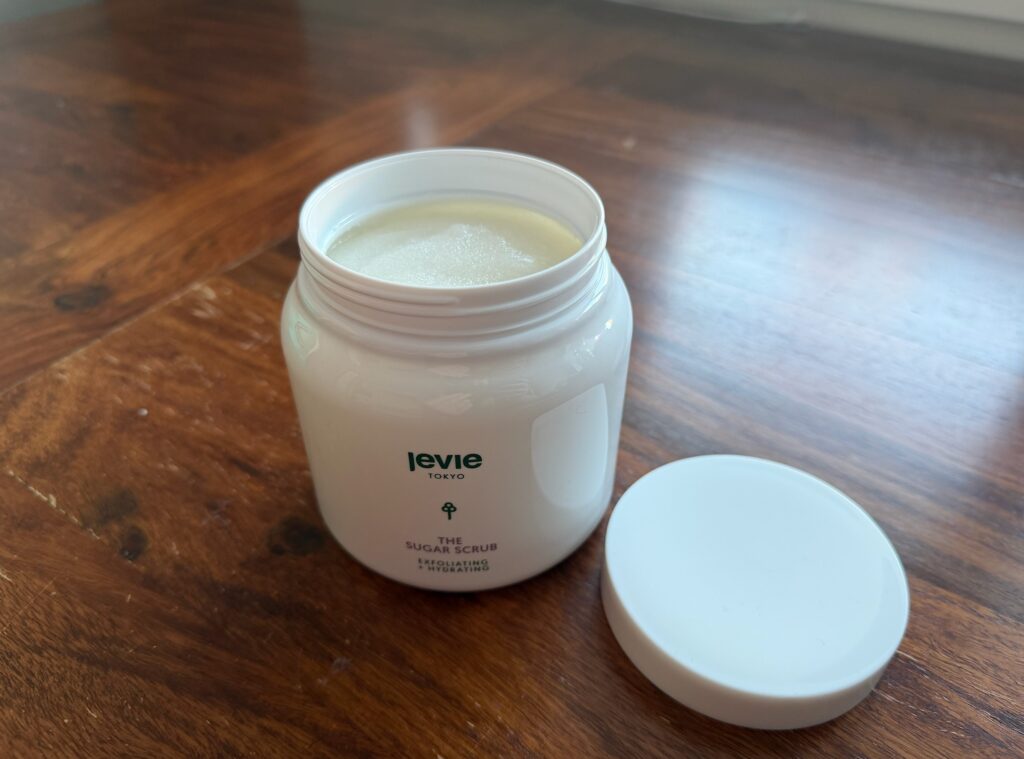 Jevie THE SUGAR SCRUB recension